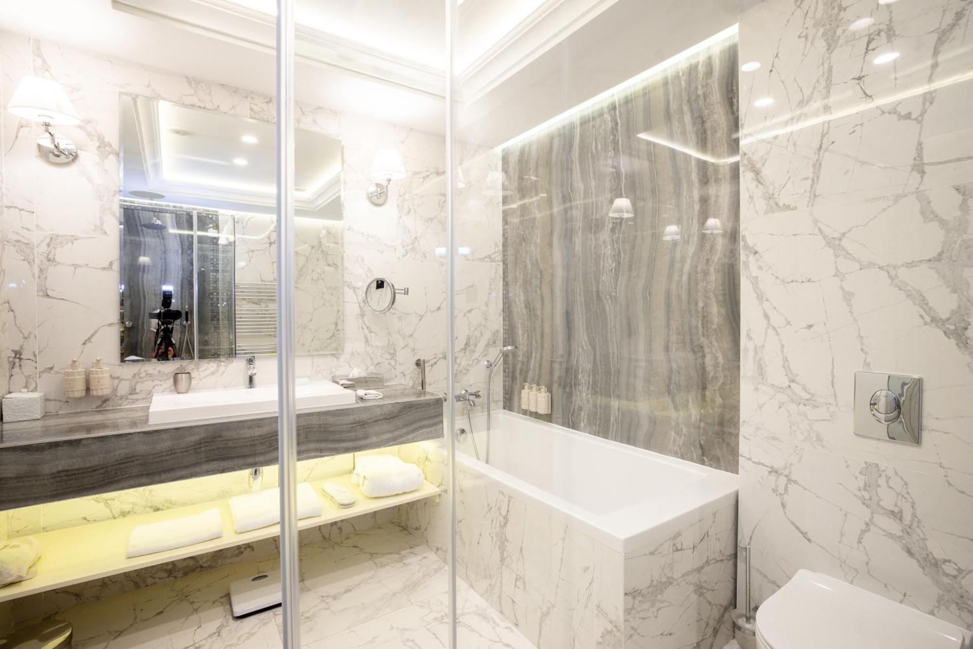 酒店 Tresor Le Palais Timisoara, Curio Collection By Hilton Timişoara
